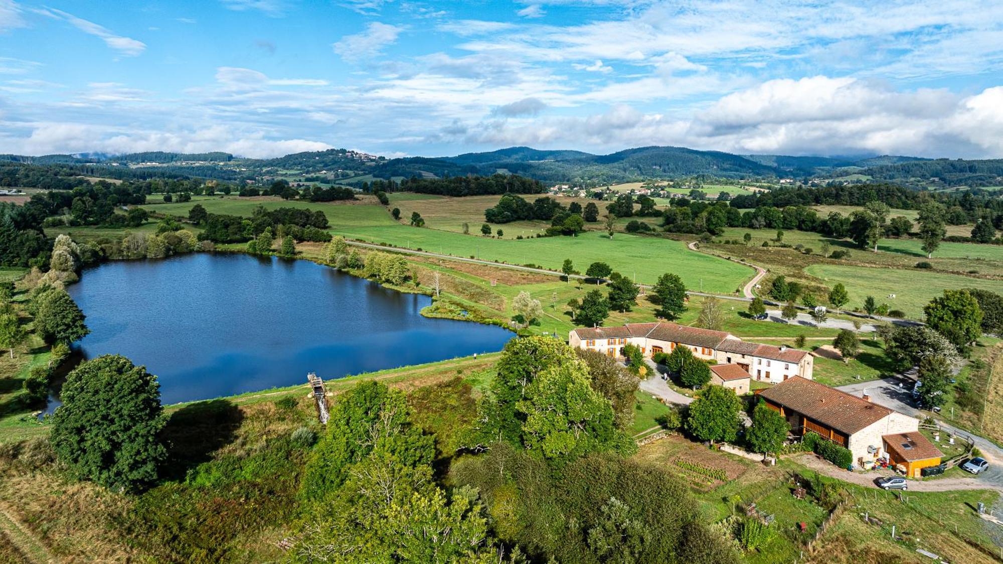Готель Domaine De La Plagnette Les Salles Екстер'єр фото